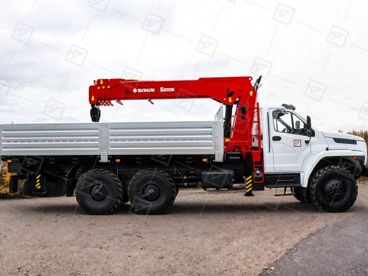 Бортовой автомобиль Урал NEXT 4320-72Е5 с КМУ Sunhunk S-2006