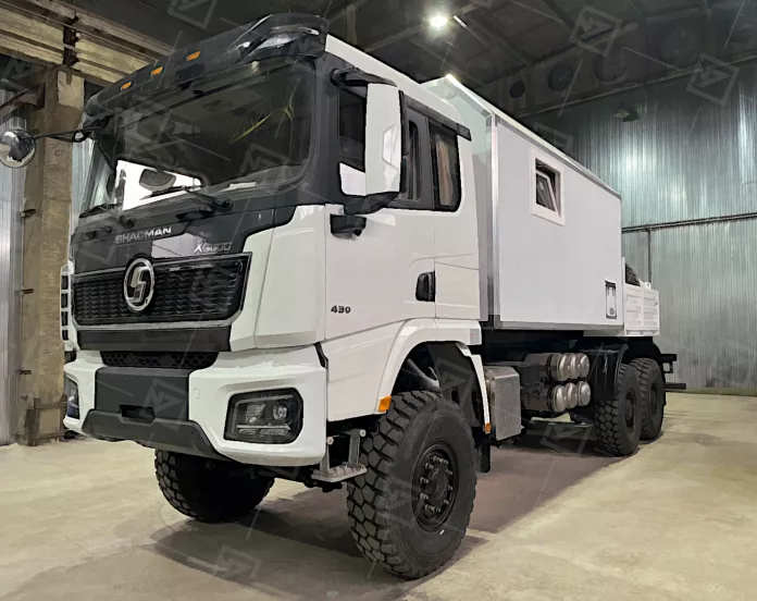 ГПА 6+2 Shacman c местом под установку КМУ