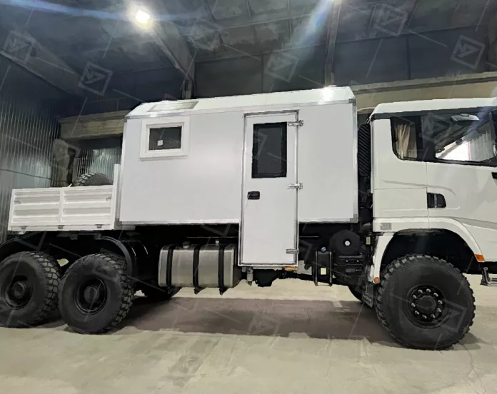 ГПА 6+2 Shacman c местом под установку КМУ