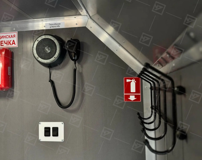 Грузопассажирский автомобиль ГПА Урал Next (4+2 места, с бортовой платформой и КМУ ИМ-95)