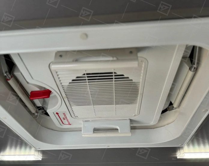 Грузопассажирский автомобиль ГПА Урал Next (4+2 места, с бортовой платформой и КМУ ИМ-95)