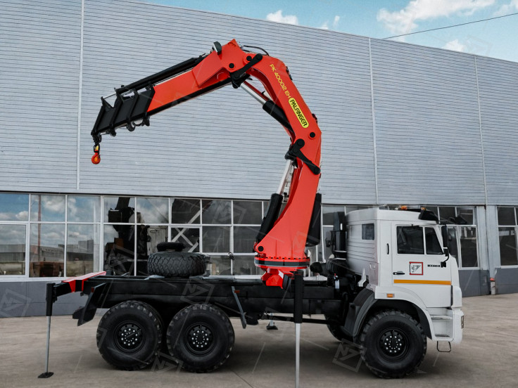 Седельный тягач КАМАЗ 65221 с КМУ Palfinger РК-40002ЕН-D