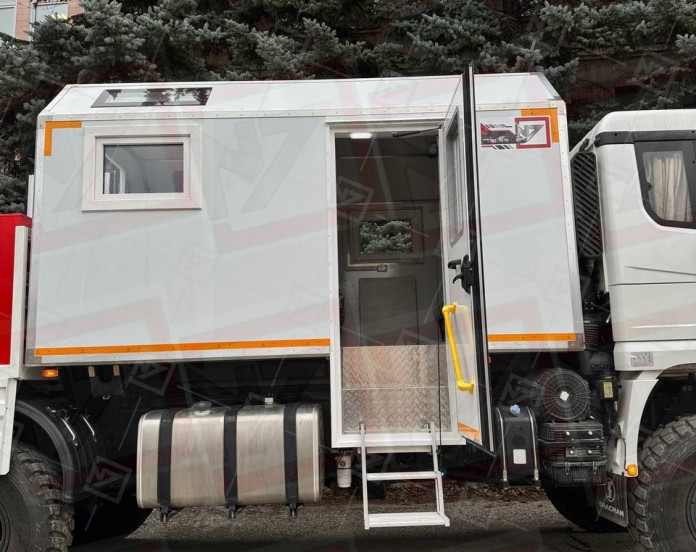 ПАРМ 3+2 Shacman с бортовой платформой (КМУ ИНМАН ИМ-95)