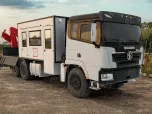2.5 Вахтовый автобус Shacman 16 мест с бортовой платформой и КМУ