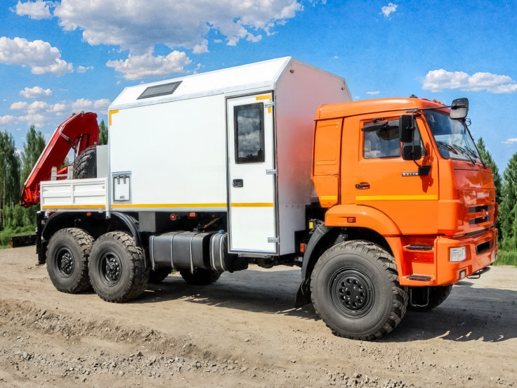АРОК Камаз 43118 3+2 с КМУ ИМ-150N (КПП ZF-9)